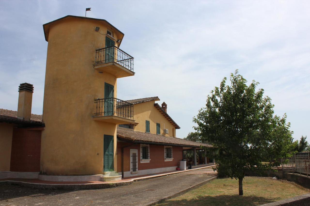 Il Granaio Del Pavone Vila Nepi Exterior foto